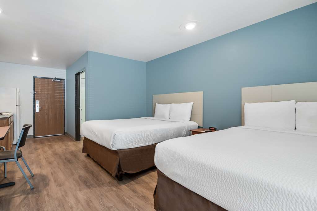 Extended Stay America Select Suites - Orlando - East Room photo