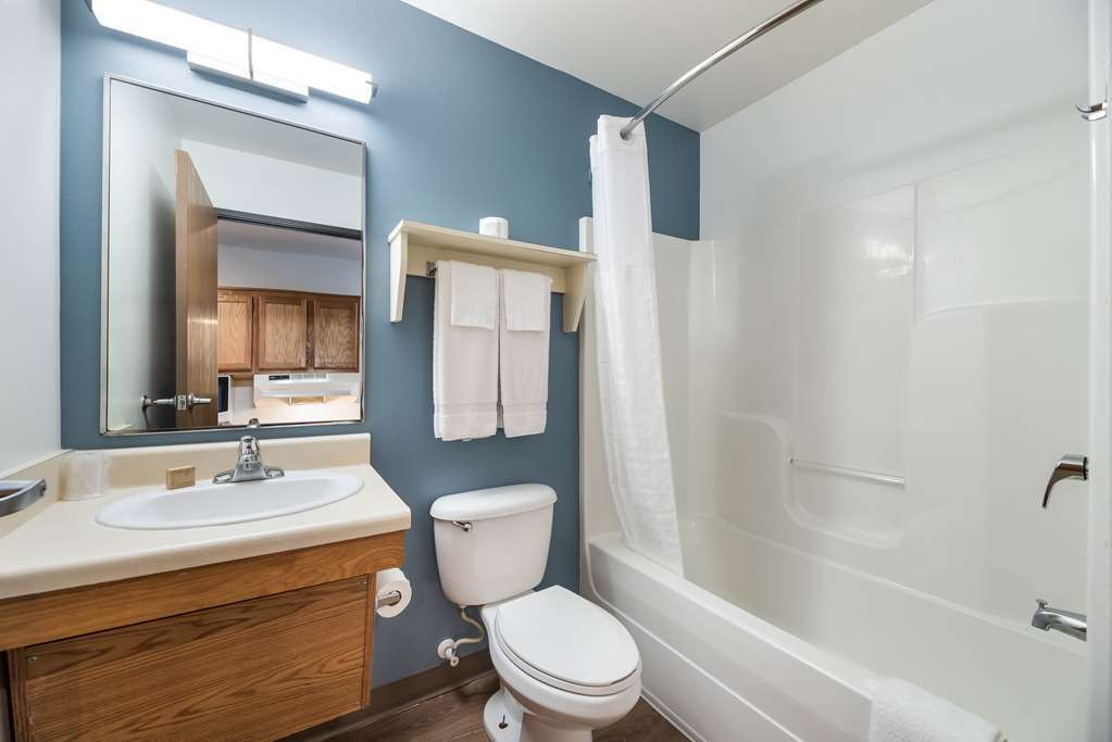 Extended Stay America Select Suites - Orlando - East Room photo